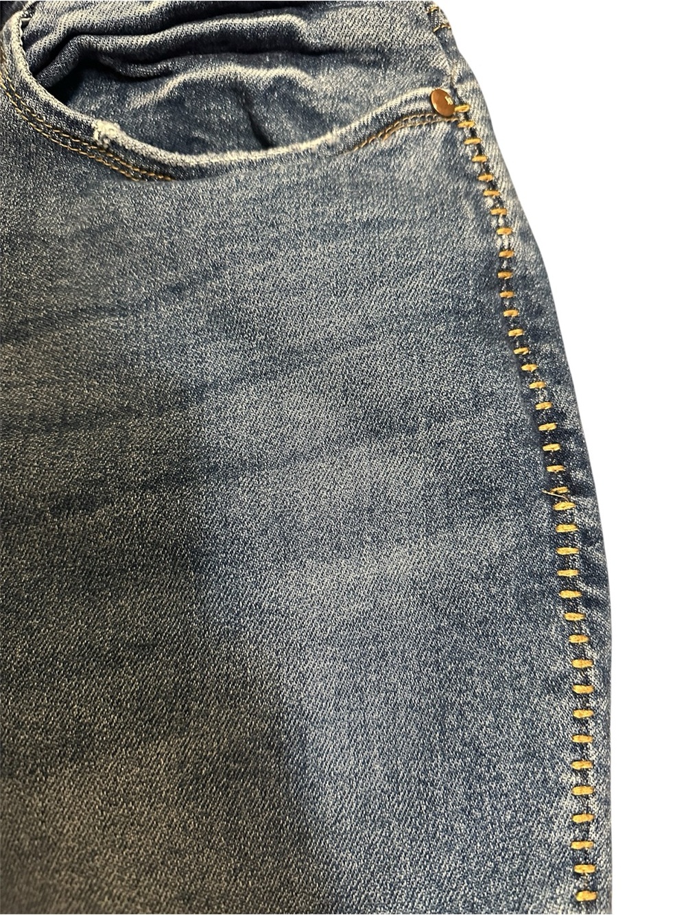 Judy Blue Washed Blue Distressed Boyfriend Jeans size 14W - Picture 7 of 9